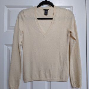 Theory cream cashmere sweater